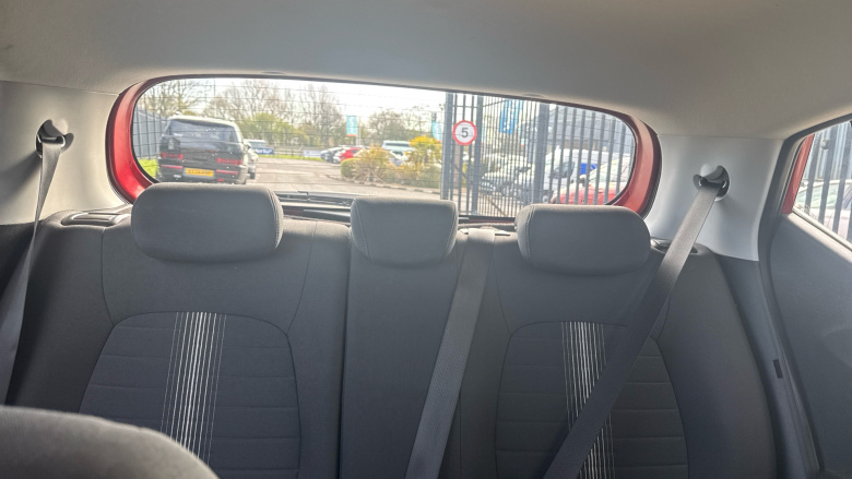 Hyundai i10 1.0 MPi SE Connect 5dr Petrol Hatchback